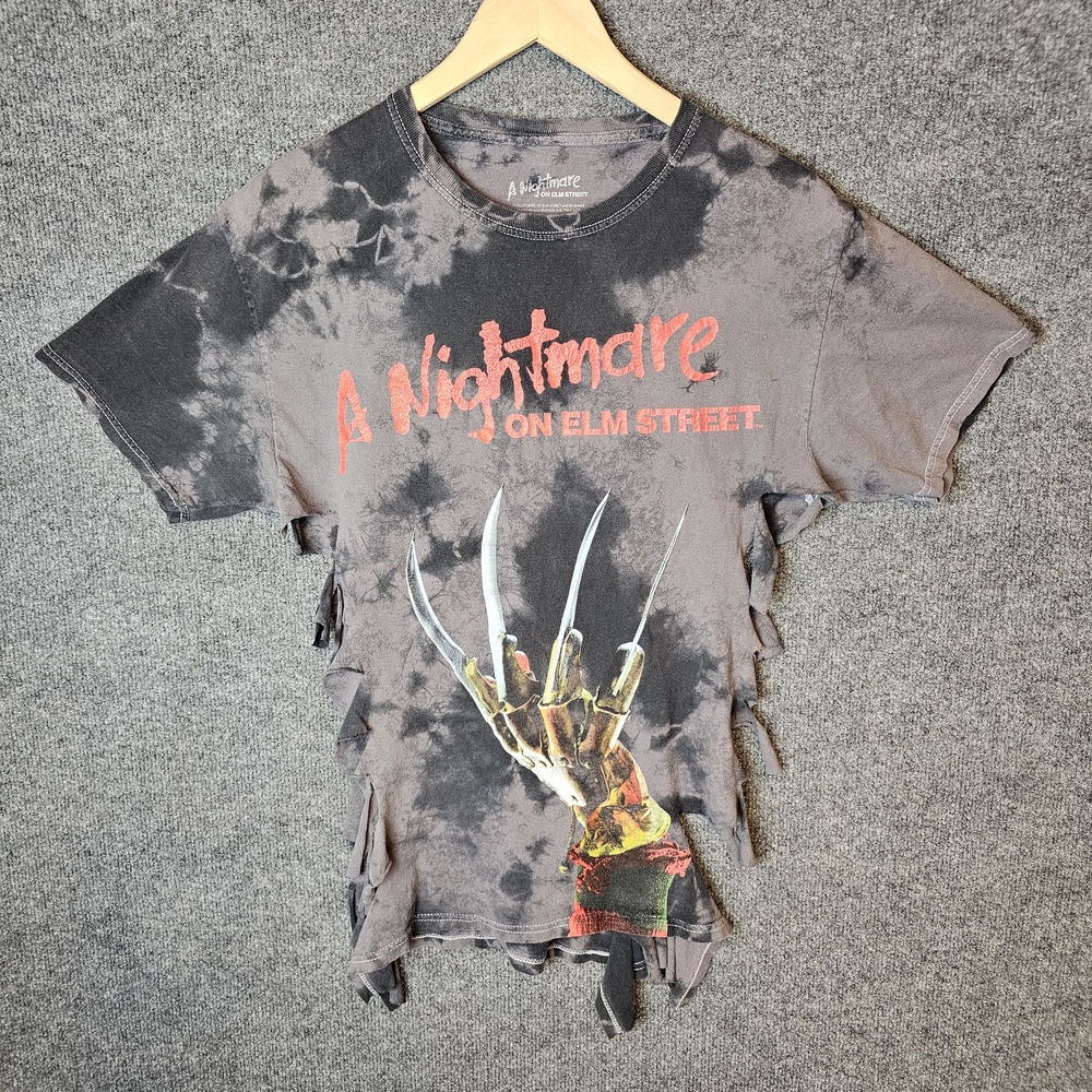 Handmade Distressed A Nightmare on Elm Street Zombie Poncho Tee Size Small